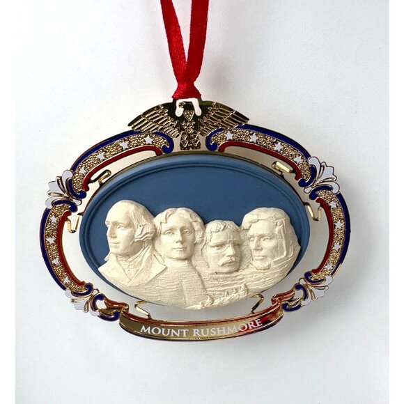 2003 Mount Rushmore Borglum Souvenir Ornament & Box Cutout Metal South Dakota - Picture 1 of 5